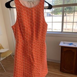 *SOLD* Beautiful orange and white geometric patterned GAP mod dress size 4